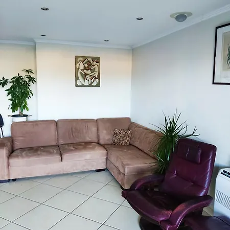 Apartment Garden Level Near
